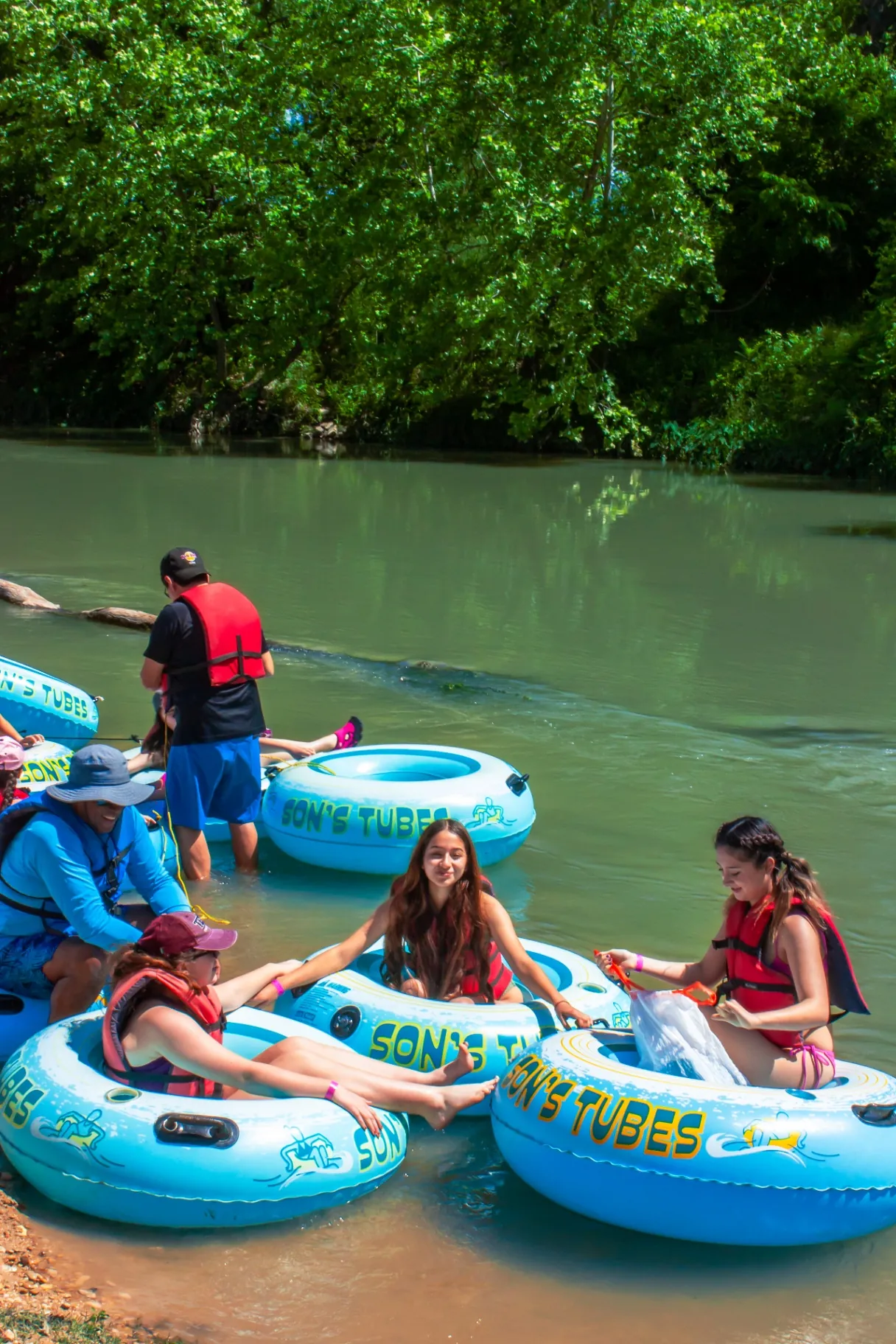 tubing-kayak-34.webp